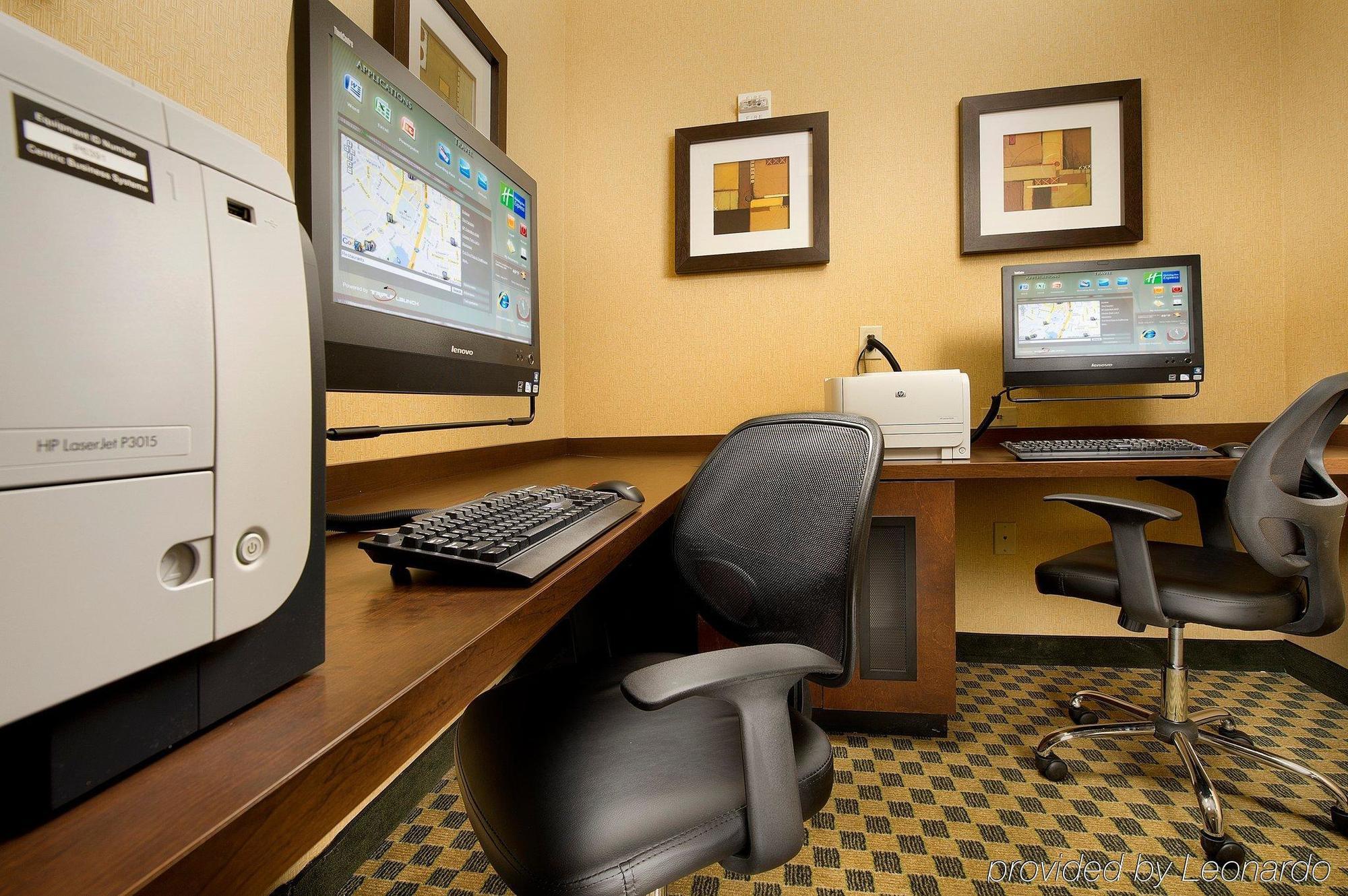 Holiday Inn Express Baltimore At The Stadiums, An Ihg Hotel Удобства фото